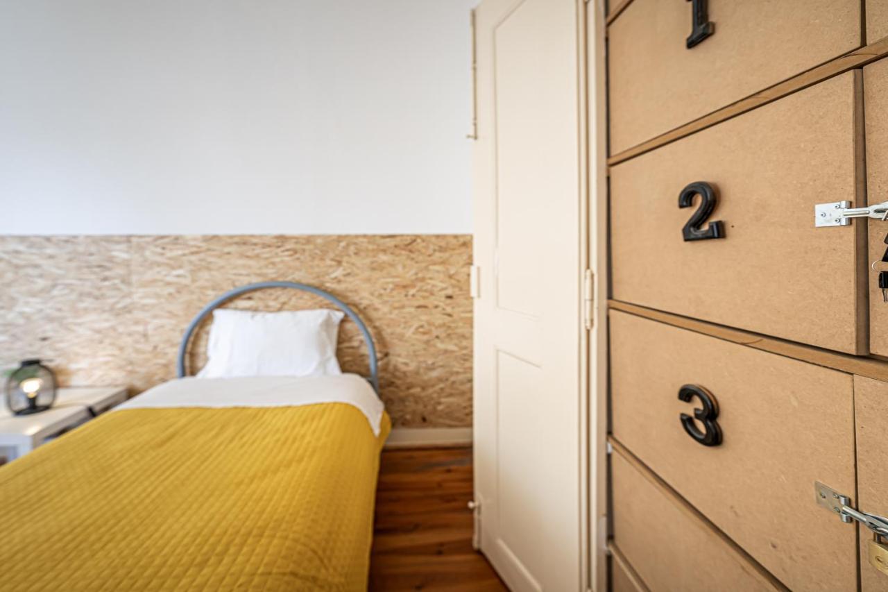 Dona Amelia Hostel Abrantes Exterior photo